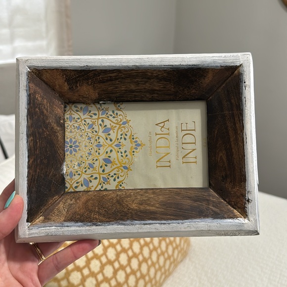 Inde distressed frame - Picture 2 of 5